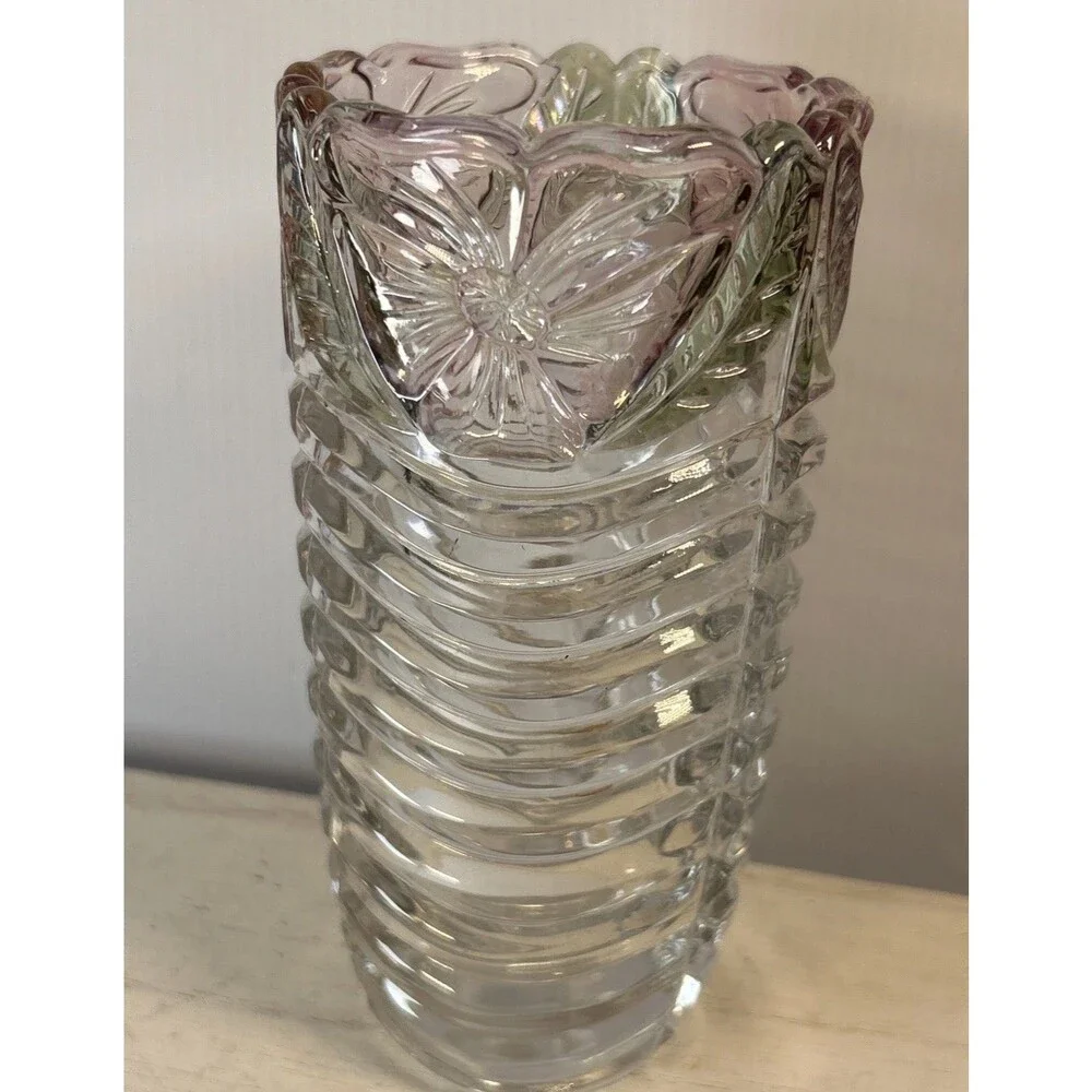 Beautiful Clear Glass Vase With Raised Pink Rose & Leaf Design 7